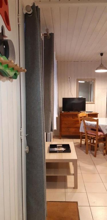 Gite Le Chalet Vert , Pret De Raquettes Frambouhans Eksteriør billede